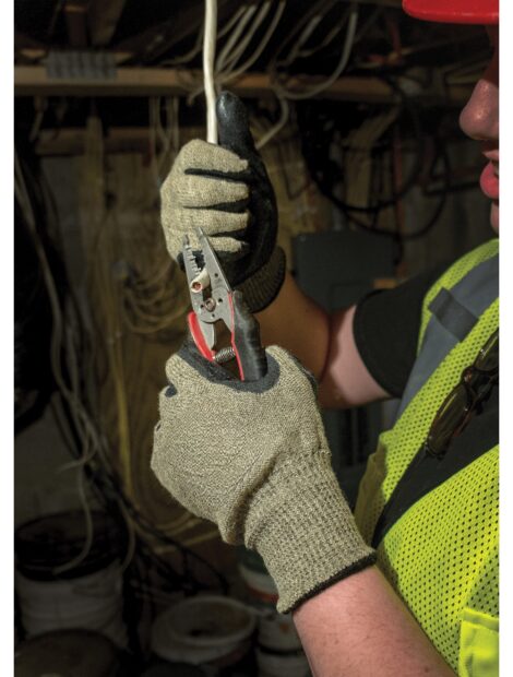 ELECTRICAL SAFETY GLOVES - Image 4